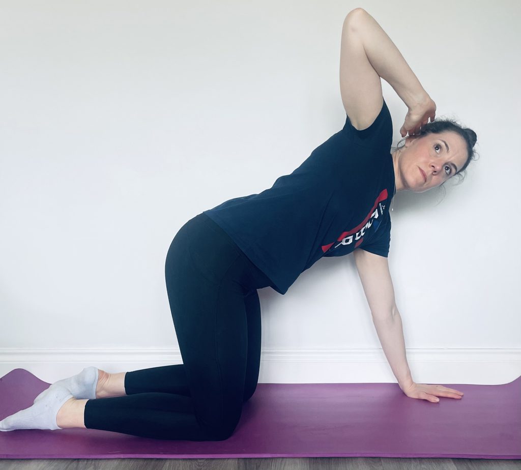 Thoracic rotation - opening up